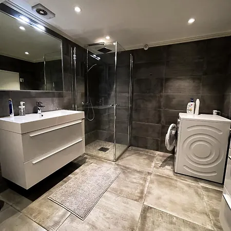 Modern Big 2 Bedroom Near Solsiden Trondheim