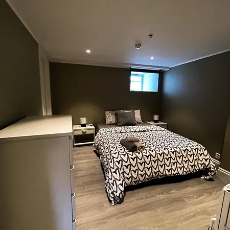 Apartman Modern Big 2 Bedroom Near Solsiden *